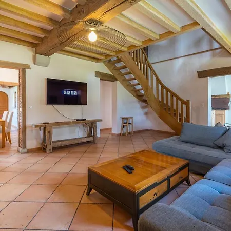 Lou Grith - Maison Pour 10 Avec Piscine Privee Holiday home